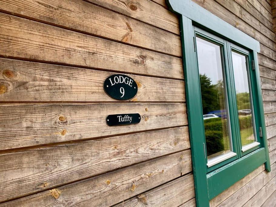 Tufty Lodge, Lake Pochard Lodge 9 South Cerney Ngoại thất bức ảnh