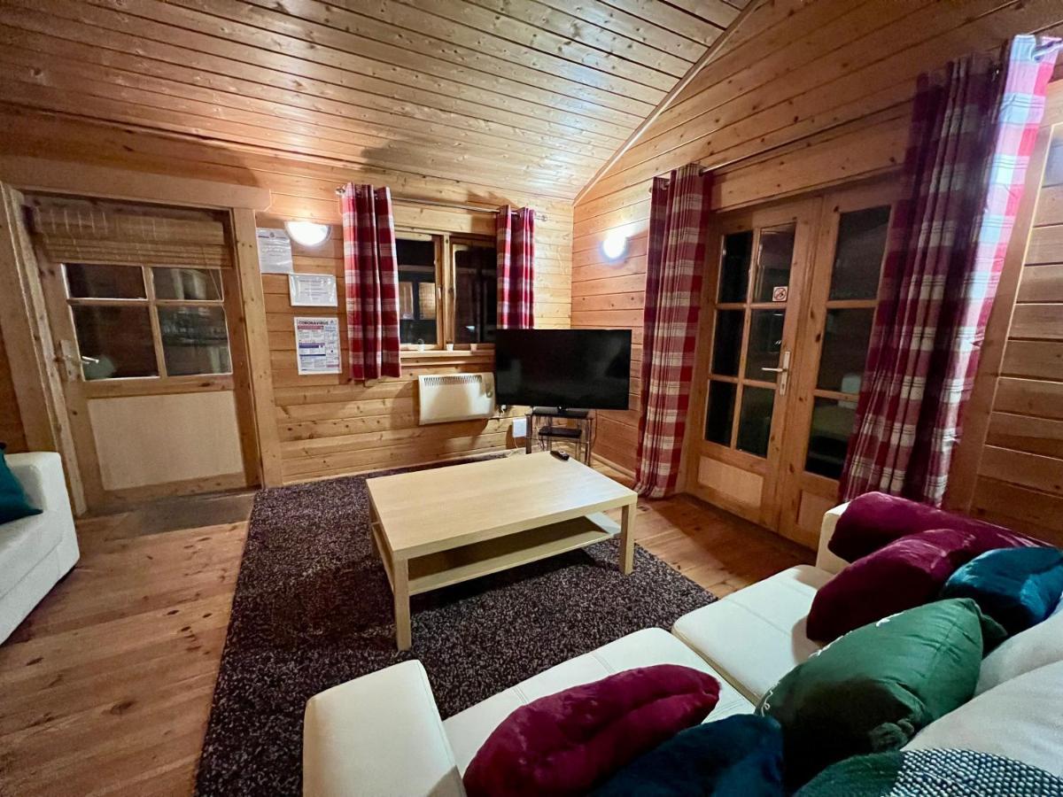 Tufty Lodge, Lake Pochard Lodge 9 South Cerney Ngoại thất bức ảnh