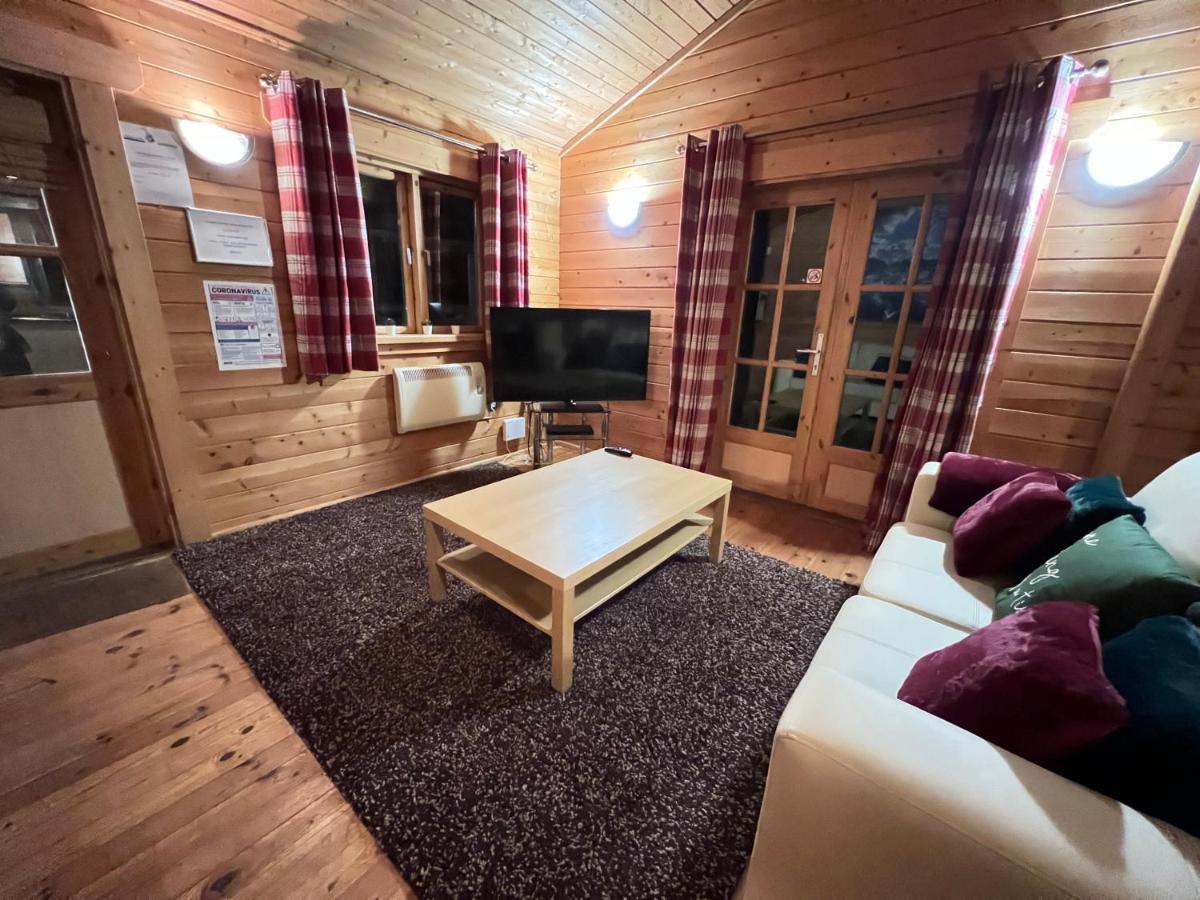 Tufty Lodge, Lake Pochard Lodge 9 South Cerney Ngoại thất bức ảnh